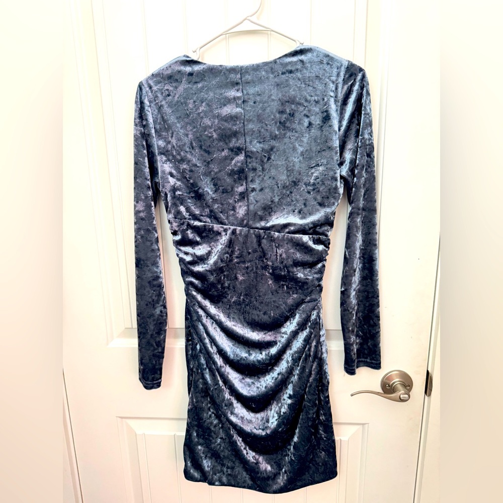 Lulu's Slate Blue Velvet Long Sleeve Dress women’s size small *3 - Picture 6 of 6